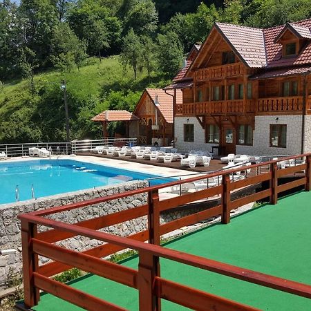 Izvor Bazeni Vrela Villa Užice Eksteriør billede